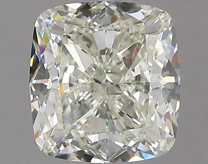 1.8 Carats CUSHION BRILLIANT Diamond - viklands - 2023 - all rights resereved